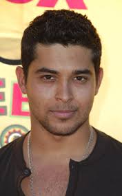 His birth name was Wilmer Eduardo Valderrama. His is also called Will. His height is 177cm. Wilmer Valderrama Wilmer Valderrama 150268 - wilmer-valderrama-150268