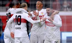 Stuttgart le propinó un golpe certero al Bayer Leverkusen