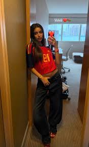 Lamine Yamal’s girlfriend Ines Garcia rocks cropped Spain jersey for World Cup game