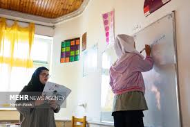 مدارس شیفت صبح هویزه و ماهشهر فردا غیرحضوری شد