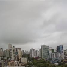 Pernambuco tem tempo nublado e Inmet alerta para chuva nesta quinta (30)