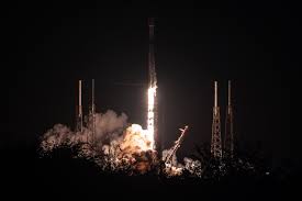 SpaceX Falcon 9 Launches Starlink Satellites in November 2025