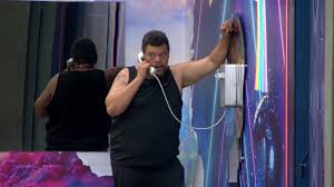 Quem atendeu ao Big Fone? Babu Santana ouve mensagem e supõe indicação ao Paredão