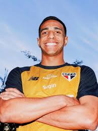 São Paulo registra Buta e Victor Sá, que estão disponíveis contra Athletico