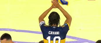 Edinson Cavani vuelve a ser titular luego de cinco meses