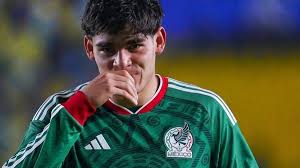 Denzell García