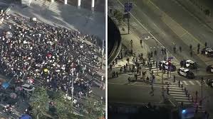 Live updates: 50 people arrested hours after hundreds gathered for another anti-ICE protest in DTLA
