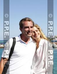 R&eacute;sultat de recherche d'images pour "Royaut&eacute;-News Courtivron"