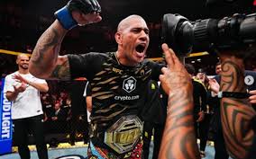 Poatan volta aos treinos e anima fãs sobre retorno em breve ao UFC; confira