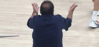 (VIDEO) Ataman u sukobu sa sudijom na meču Turske i Srbije