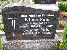 Grab von Johann Reis (01.08.1921-10.03.2002), Friedhof Plaggenburg