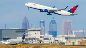 Delta Suspends Travel Perks for Members of Congress