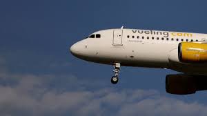 Bagages Cabine Vueling: La Justice Suspend! Frais illégaux?