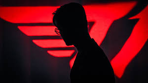 Faker Re-signs with T1