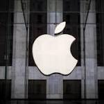 Apple apologises slowing older iPhones