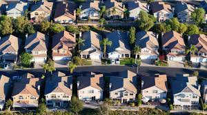 Mortgage rates surge to the highest since June 2025 as new Middle East attacks push oil prices up