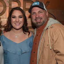 Garth Brooks’ Daughter Allie Shares “Greatest Fear” of Him Being Mourned Publicly Like Dolly Parton