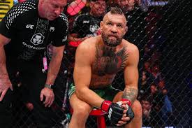 Doctor says Conor McGregor knee injury ‘doesn’t seem to add up 100%’
