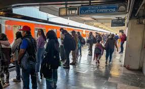 Metro reporta retrasos y detenciones en 5 líneas