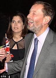 Affair: American publisher Kimberley Quinn and former home secretary David Blunkett - article-2480886-01D830300000044D-705_306x423