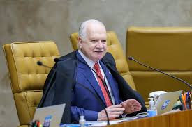 Fachin se reúne com Mendonça para discutir caso Master