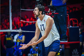 Estados Unidos e Polônia vencem e avançam às semifinais da Liga das Nações masculina de vôlei