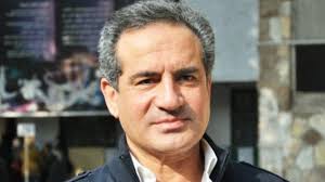 "لن أشارك في إهانة الفن المصري".. محمد ثروت ينسحب من مهرجان الموسيقى العربية