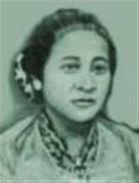 Ibu kita Kartini, putri sejati, putri Indonesia, harum namanya. Wahai ibu kita Kartini, putri yang mulia. Sungguh besar cita-citanya bagi Indonesia. - kartini_