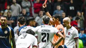 ¡Planchazo y Expulsión! Banega en el Ojo de la Tormenta en Newell's - Imagen principal del artículo
