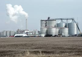 Ethanol’s Discount to Gasoline Expands on Refinery Maintenance