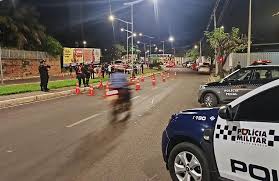 Operação Lei Seca flagra motorista embriagado e remove 27 veículos em Barra do Garças
