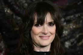 'Wandinha' terá Winona Ryder na sua 3ª temporada, que já está em produção