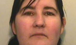 Mother-of-one Lynn Barker, 33, told buyers who posted wanted notices on the Gumtree classified ads website seeking iPhones, computer equipment and concert ... - scam-conwoman-judge-stupi-417234