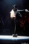 Michael Jacksonaposs aposBillie Jeanapos Returns To Hot 100 Legend Lands