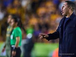 Efraín Juárez logra goleada y acerca al Győri ETO a la siguiente ronda de la Conference League
