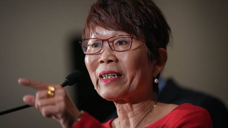 MLA Teresa Wat leaves B.C. Conservatives, fourth departure this month, to sit as Independent; leader Kerry-Lynne Findlay expects more exits