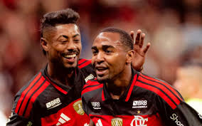 Flamengo negocia venda de Lorran para clube dos Emirados Árabes