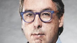 Ejecutivos de Televisa compran acciones de Emilio Azcárraga Jean por 1,926 mdp