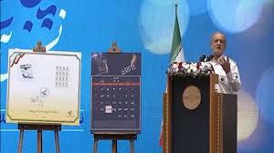 لباس سفید اورژانس بر تن رئیس جمهور + فیلم