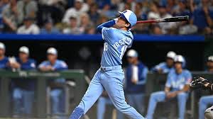 Braves Boost Their Outfield Depth with Mike Yastrzemski Signing