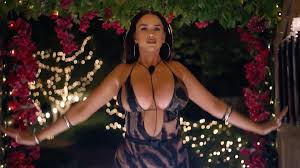 Love Island Australia 2025 Premiere Turns Up the Heat as a Stunning Bombshell Shakes the Villa