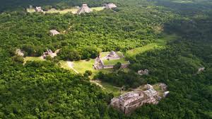 Resultado de imagen para chichen itza interior