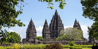 Hasil gambar untuk candi prambanan