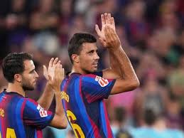 El Barcelona busca responder al golpe de autoridad del Madrid con otro pleno