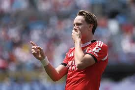 Benfica Knocks Nice Out of Champions League Qualifiers: Full Report! - Imagen principal del artículo