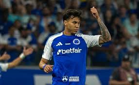 ¡Escándalo en el Brasileirão! ¿Robo al Cruzeiro? Árbitro en la mira ⚽🔥 - Imagen principal del artículo