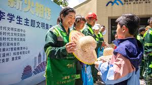 Xi extends greetings to working people ahead of Intl. Workers' Day