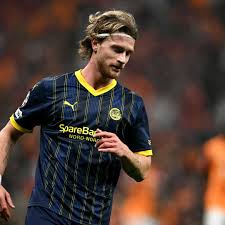 EFL club make shock bid to sign 17-goal Champions League striker