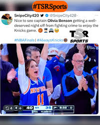 Did Mariska Hargitay's Courtside Seat Get Blocked at the Knicks Game?