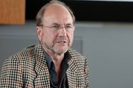 Dr. Arne Schwarz from Switzerland believes that Western pharmaceutical companies are implicated in the crimes of live organ harvesting - 2012-7-22-cmh-dafoh-forum-05